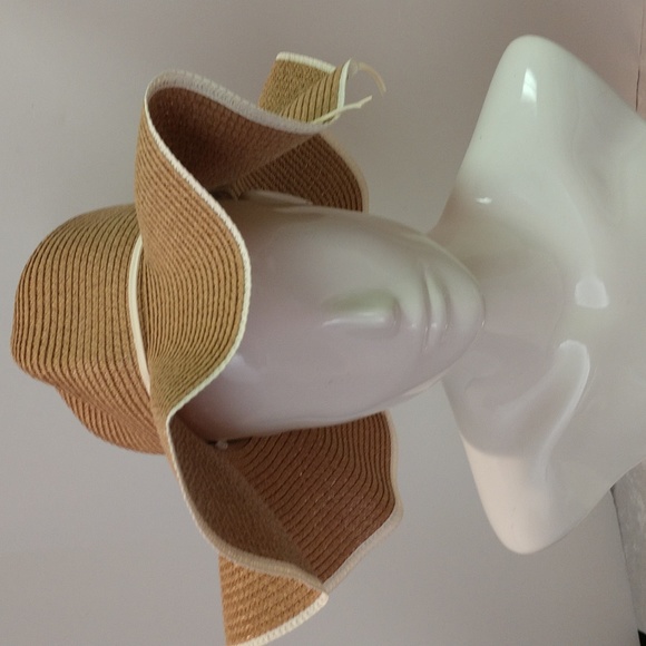 Floppy Hat With Flower Neutral 2-tone Boho Casual Country Vacation Minimalist - Picture 5 of 17